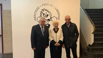 Histórico encuentro y convenio de Abuelas de Plaza de Mayo con Boca y River Histórico encuentro y convenio de Abuelas de Plaza de Mayo con Boca y River