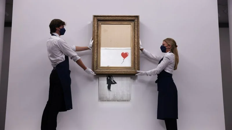 Un Banksy triturado fue vendido por 25,4 millones de dólares en Sotheby's