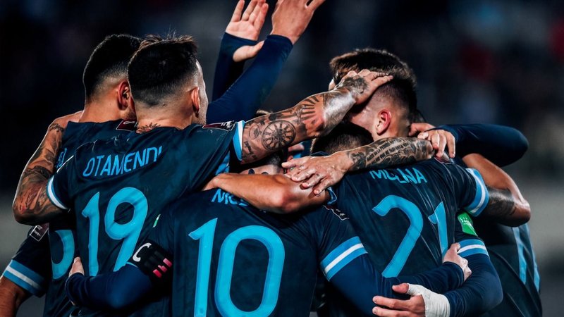 Eliminatorias Sudamericanas: Argentina venció por 1-0 a Perú y sigue invicta