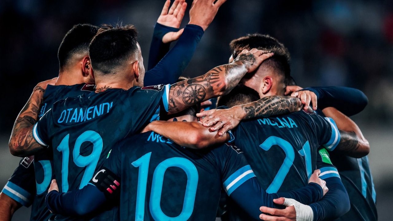 Eliminatorias Sudamericanas: Argentina venció por 1-0 a Perú y sigue invicta