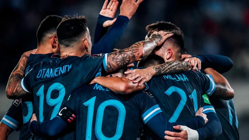 Eliminatorias Sudamericanas: Argentina venció por 1-0 a Perú y sigue invicta