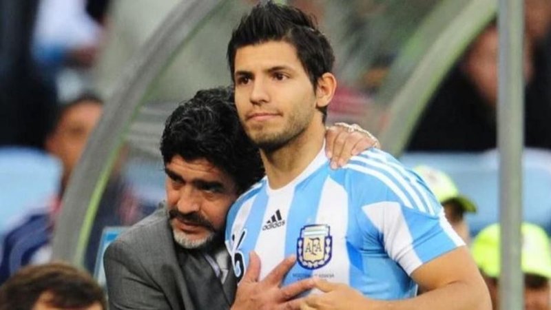 Diego Maradona y Sergio Agüero