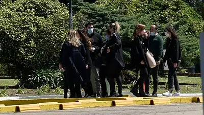 Ana Rosenfeld en el entierro de su esposo. Ana Rosenfeld en el entierro de su esposo.