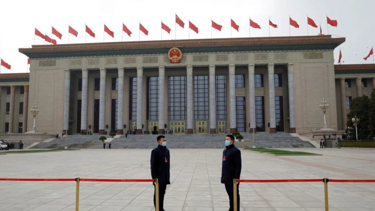 China prepara ley para castigar a padres por el mal comportamiento de sus hijos