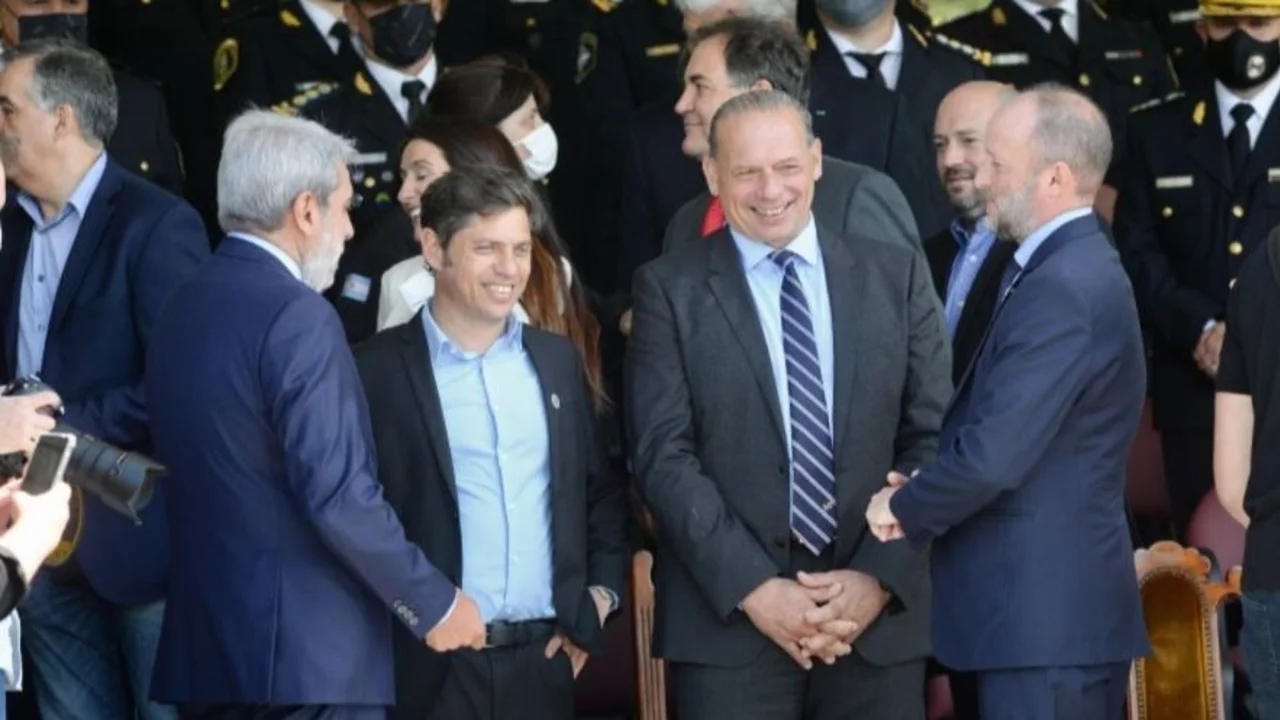 Berni se mostró con Kicillof nuevamente en la jura de los nuevos policías