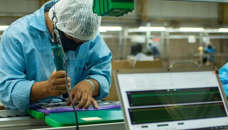 La economía real logró sortear las restricciones financieras