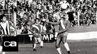 A 45 años del debut de Diego Maradona: el preferido de Menotti, un caño y el DT que lo hizo debutar A 45 años del debut de Diego Maradona: el preferido de Menotti, un caño y el DT que lo hizo debutar