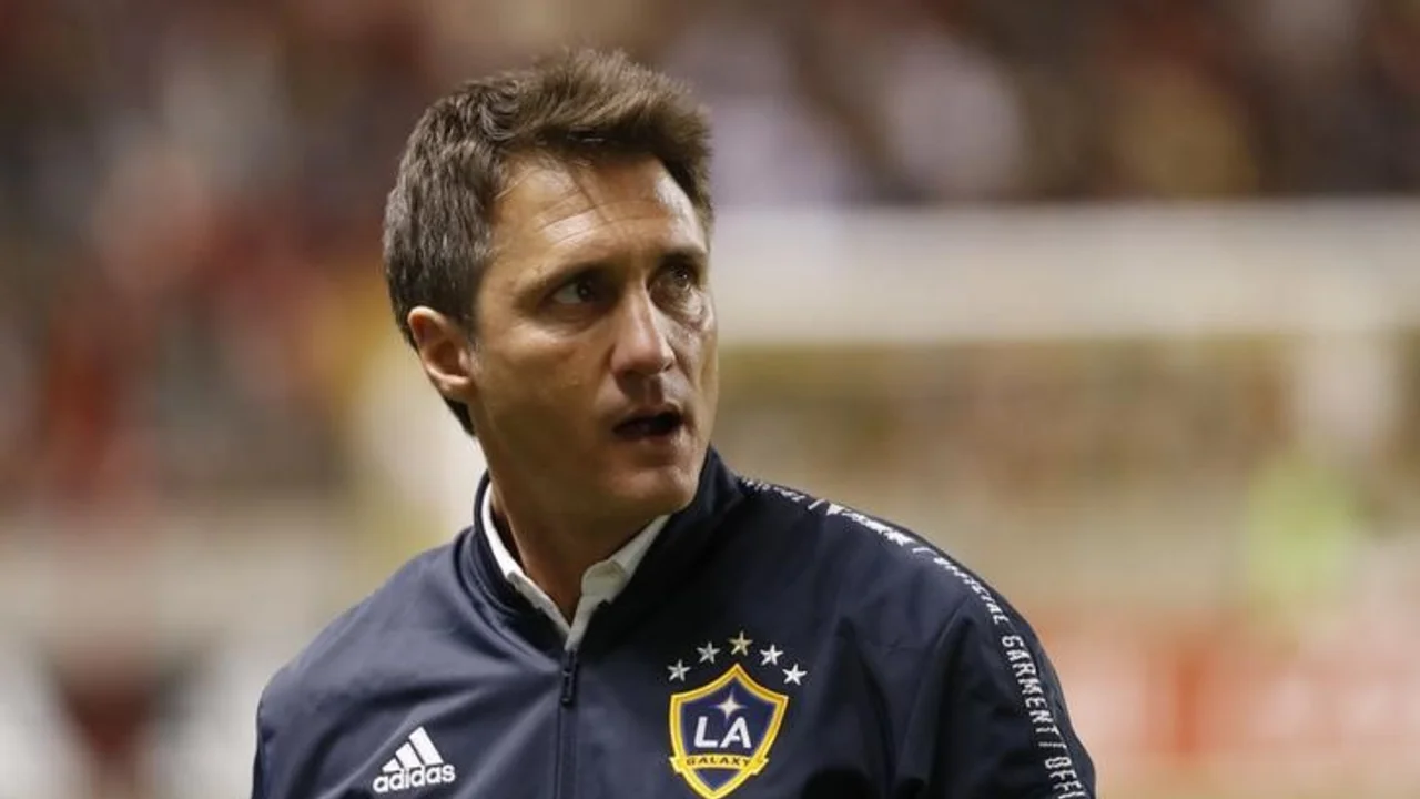 Guillermo Barros Schelotto asume como nuevo director técnico de Paraguay