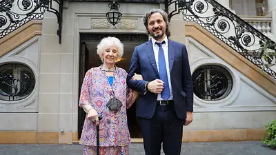 Cafiero y De Carlotto destacaron la importancia de la campaña por el derecho a la identidad Cafiero y De Carlotto destacaron la importancia de la campaña por el derecho a la identidad