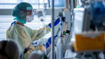 OMS advierte aumento de hospitalizaciones por la variante Ómicron aunque sea más leve OMS advierte aumento de hospitalizaciones por la variante Ómicron aunque sea más leve