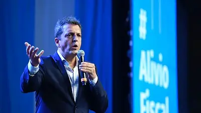 Sergio Massa destacó los beneficios de la Ley de Alivio Fiscal para Pymes y monotributistas Sergio Massa destacó los beneficios de la Ley de Alivio Fiscal para Pymes y monotributistas
