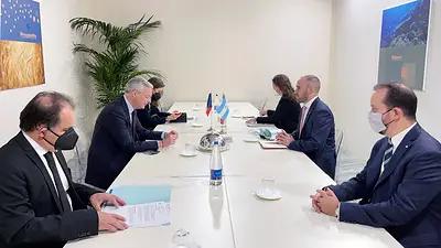 Antes de la reunión con el FMI, Guzmán dialogó con ministros de Francia y Rusia Antes de la reunión con el FMI, Guzmán dialogó con ministros de Francia y Rusia