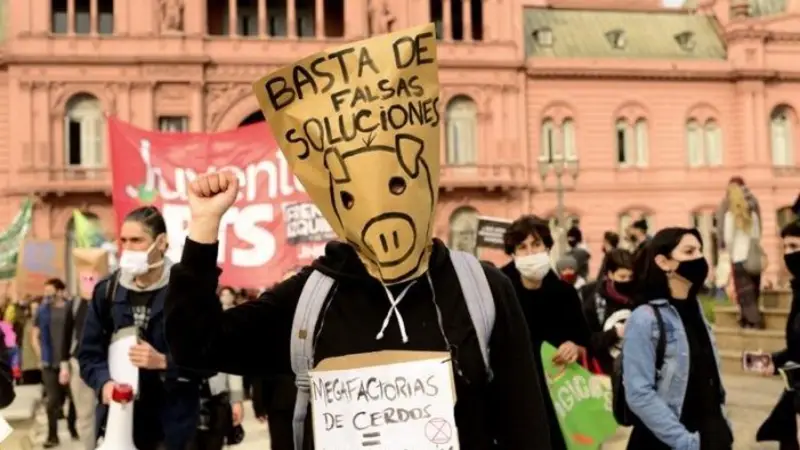 Marcha de veganos en Argentina.