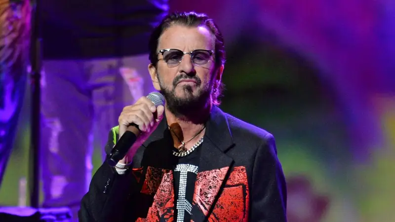 Preocupa la salud de Ringo Starr.