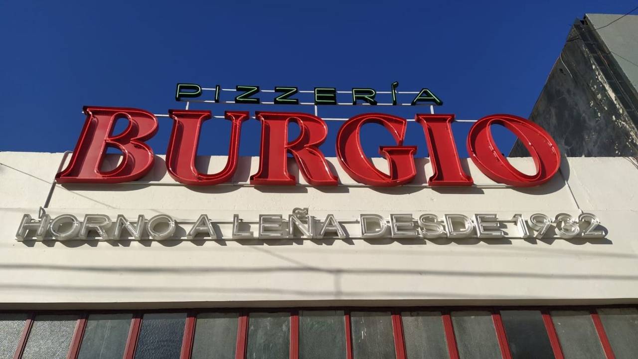 El joven que reabrió Burgio, una mítica pizzería, para continuar con su historia: "Quiero que vengan a pesar del paso del tiempo"
