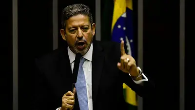Aliado de Bolsonaro impulsa un proyecto para criminalizar las encuestas electorales que se equivoquen Aliado de Bolsonaro impulsa un proyecto para criminalizar las encuestas electorales que se equivoquen