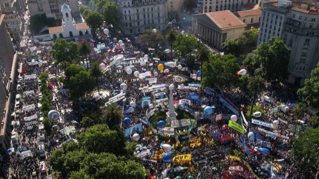 acto día de la militancia peronista plaza de mayo peronismo