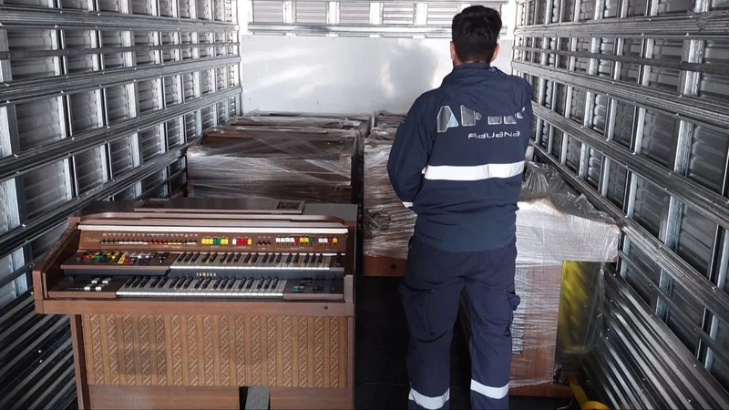 Contrabando a toda orquesta: Aduana confiscó un camión de instrumentos musicales sin declarar