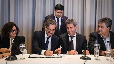 Cafiero presentó programa de apoyo a empresas para el mercado internacional Cafiero presentó programa de apoyo a empresas para el mercado internacional