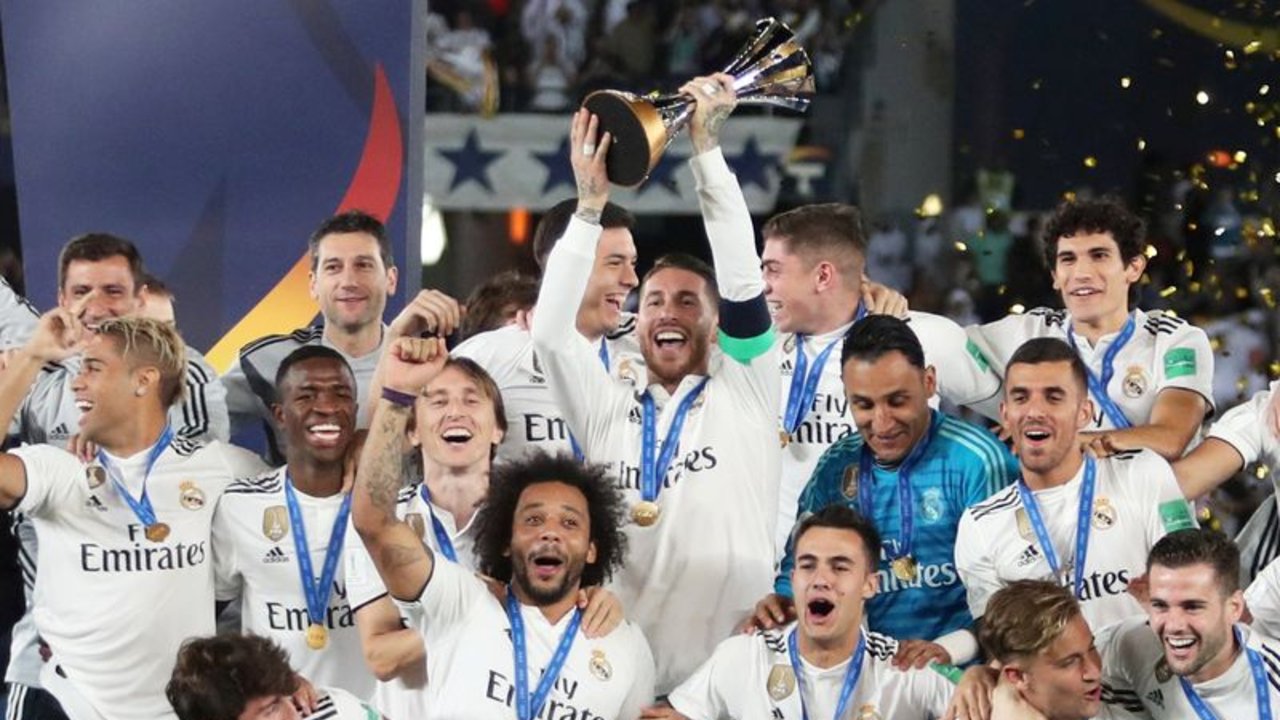 El Real Madrid renueva el acuerdo de patrocinio con Emirates hasta 2026