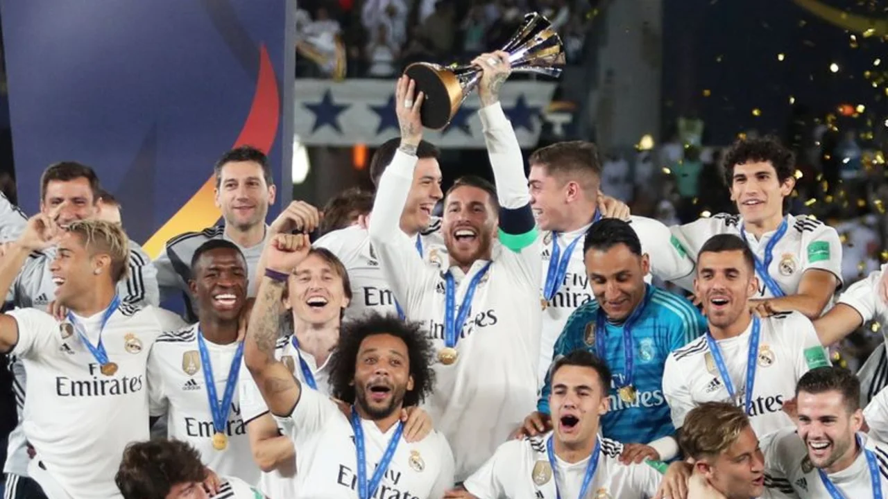 El Real Madrid renueva el acuerdo de patrocinio con Emirates hasta 2026