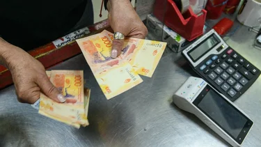 Consumo a la baja: los sectores clave que explican su caída en el país