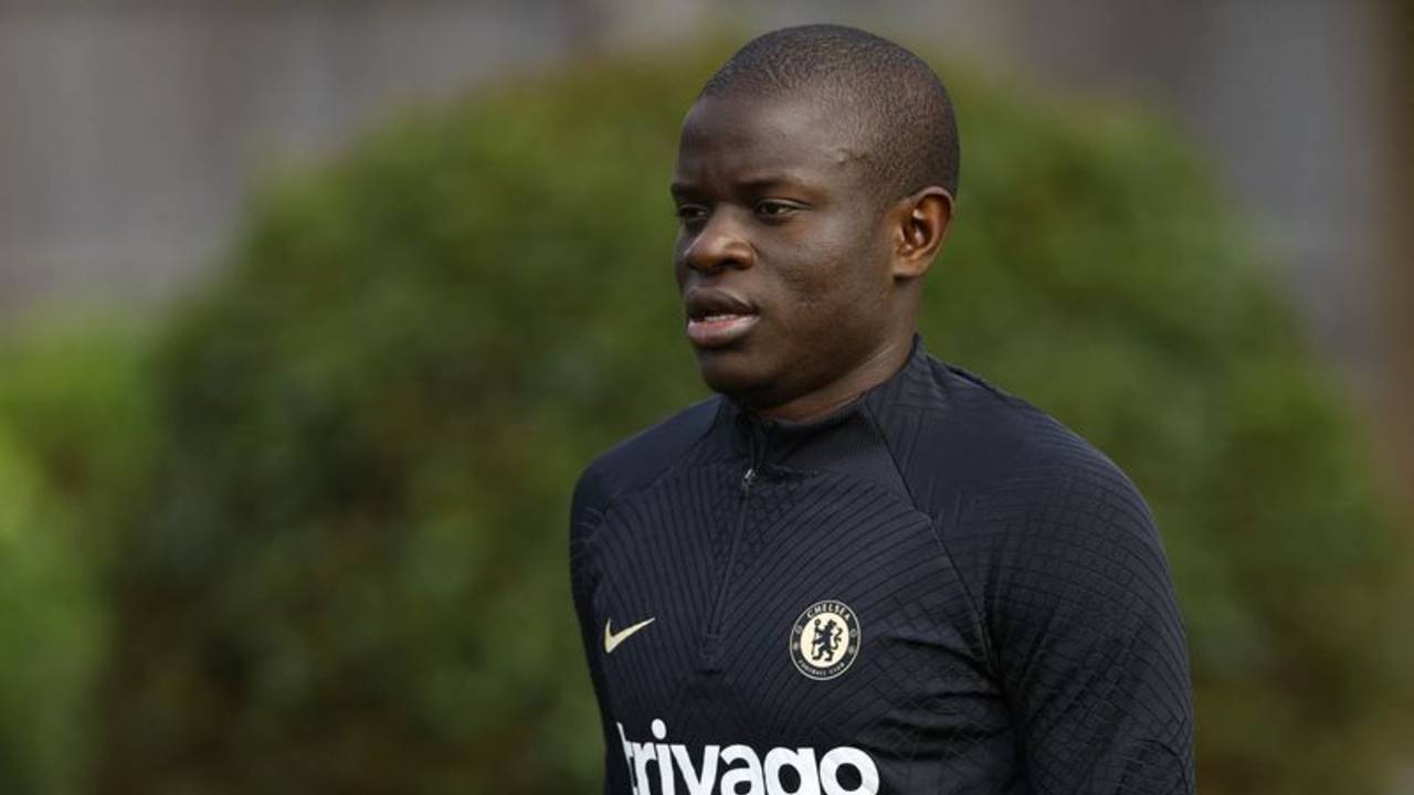 Mediocampista francés Kante queda fuera del Mundial tras cirugía