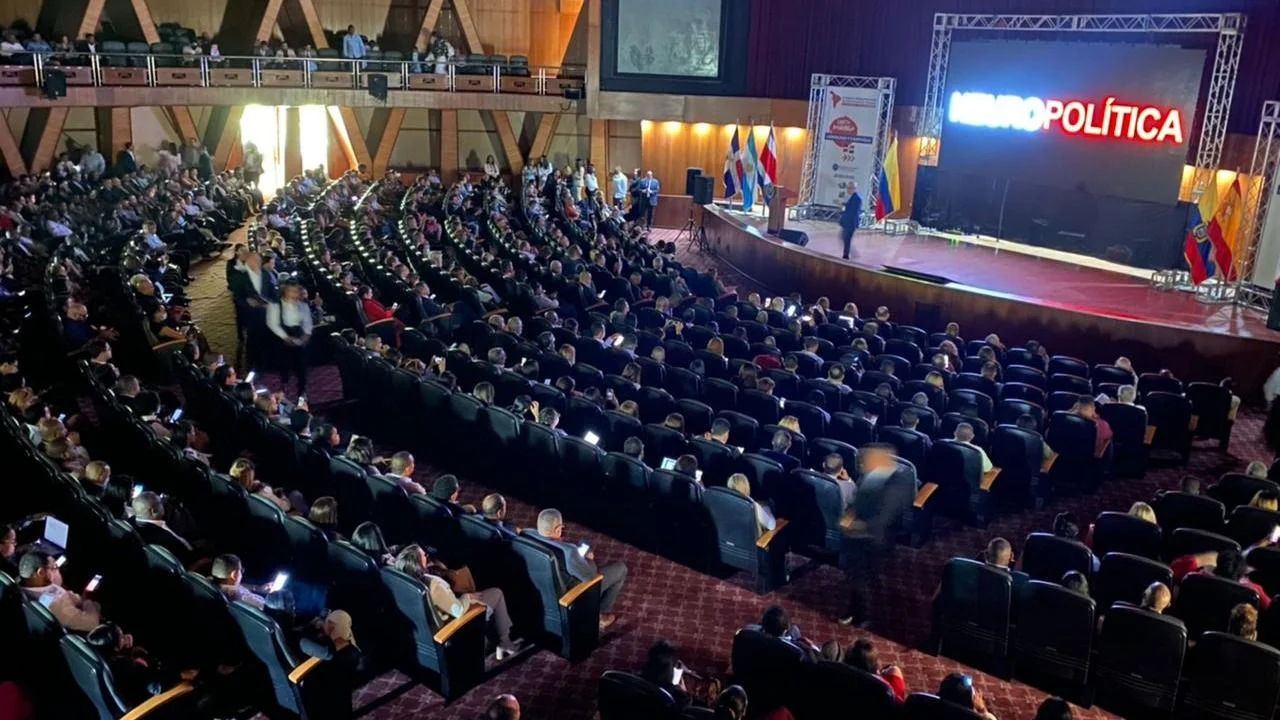 Arranca la Cumbre Mundial de Comunicación Política en Buenos Aires