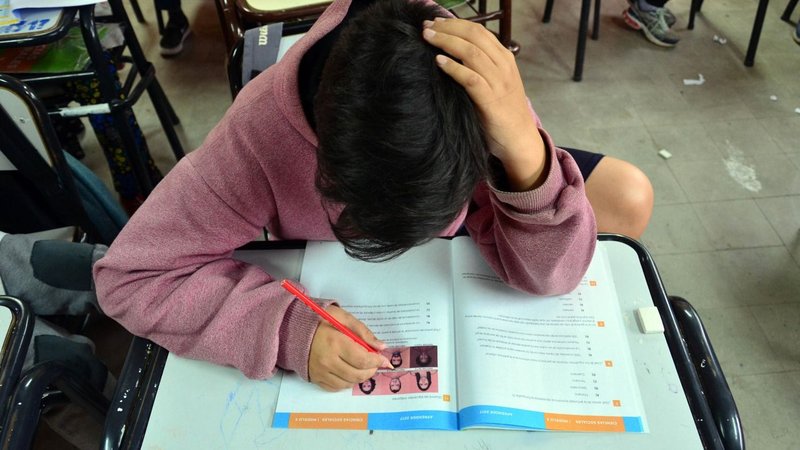 Aumentó 128% la cantidad de egresados en la secundaria para adultos