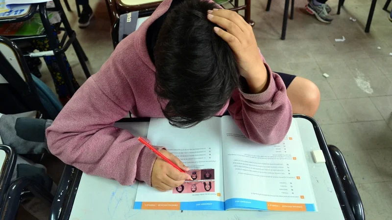 Aumentó 128% la cantidad de egresados en la secundaria para adultos
