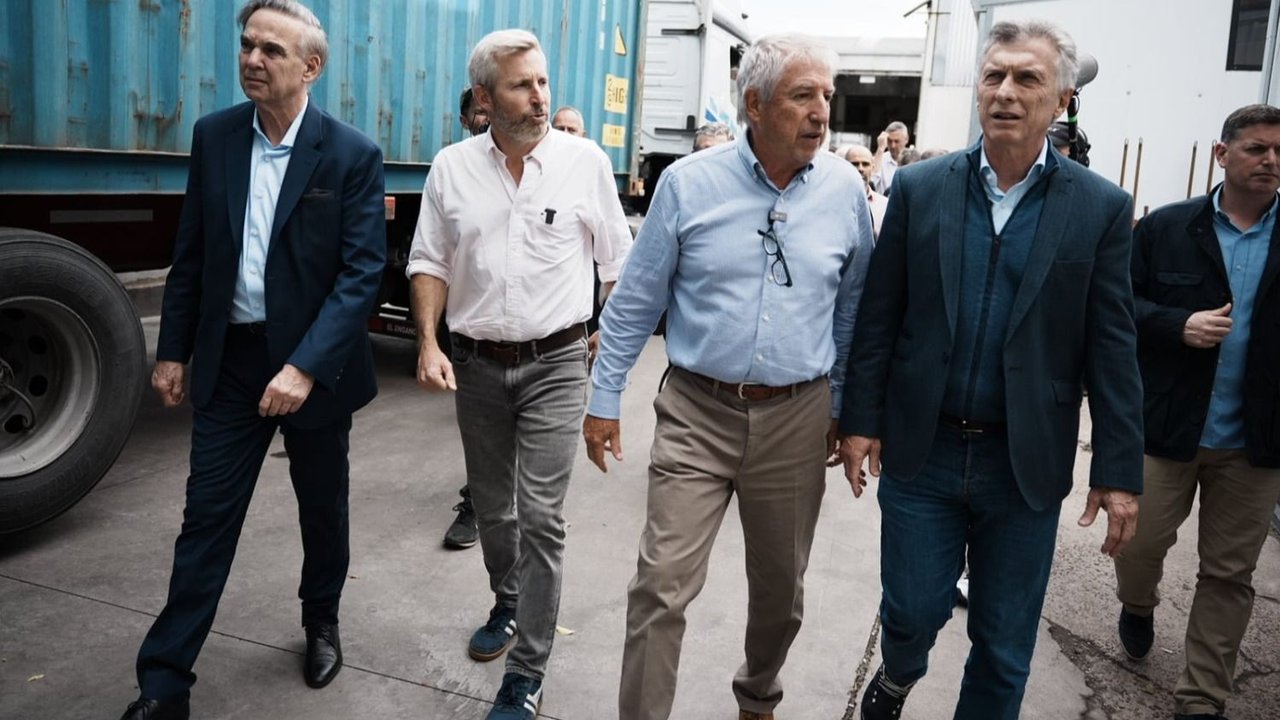 Frigerio y Entre Ríos, el oasis "sin grieta" en JxC que visitaron Macri y Pichetto 