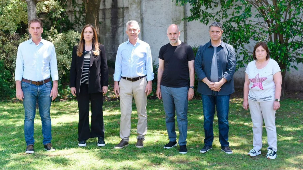 Diego Santilli, María Eugenia Vidal, Mauricio Macri, Horacio Rodríguez Larreta, Jorge Macri y Graciela Ocaña.