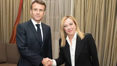 Meloni se encontró con Macron y lideró la primera reunión de Gabinete Meloni se encontró con Macron y lideró la primera reunión de Gabinete