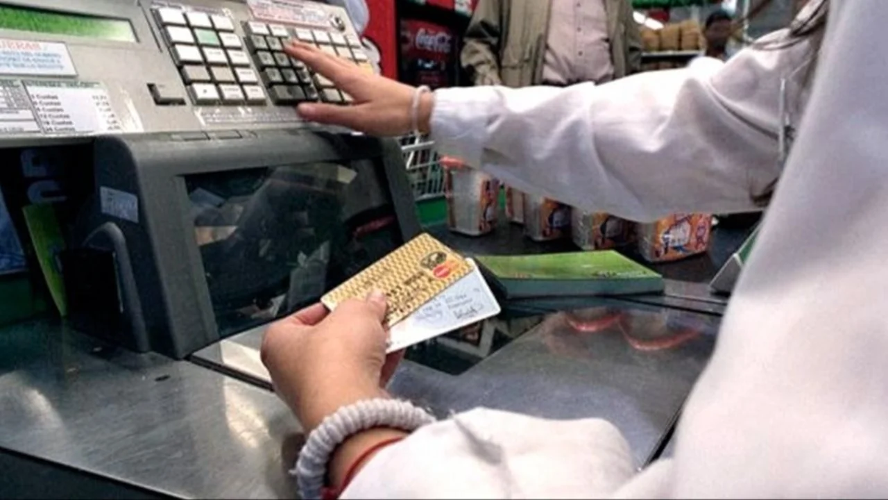 El Gobierno amplió el Presupuesto en 1,53 billones para aumentos salariales