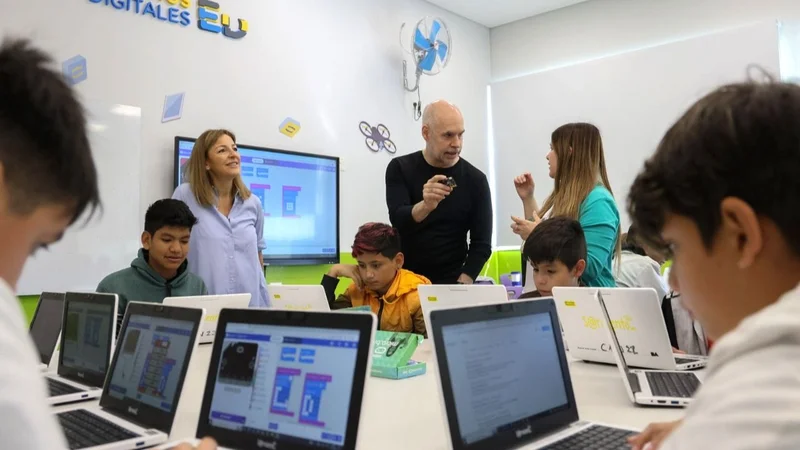 Se calienta la interna de JxC en la Ciudad: tras el apoyo de Bullrich a Jorge Macri, Larreta se mostró con Acuña