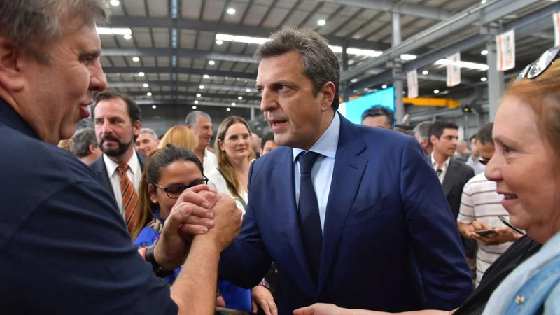 Massa lanzó un alivio fiscal y beneficios para la industria de bienes de capital
