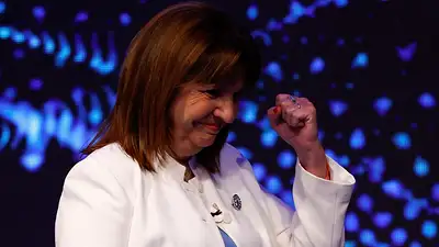 Bullrich cruzó a Milei por negar los 30 mil desaparecidos en el debate presidencial: "Se pasó de rosca" Bullrich cruzó a Milei por negar los 30 mil desaparecidos en el debate presidencial: "Se pasó de rosca"