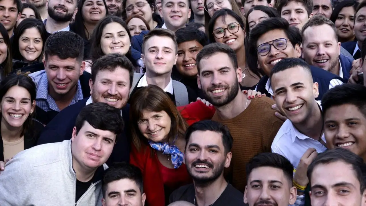 bullrich, campaña, macri, larreta, vida, elecciones 2023, debate, milei, recorrida,