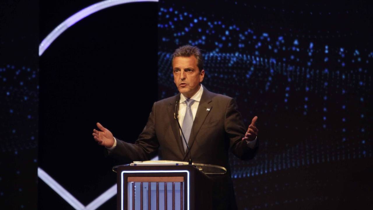 Massa quedó conforme con el primer debate y ven con optimismo al segundo