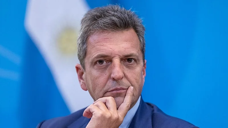 Contra la corrida: Massa activó el segundo tramo del swap chino por u$s 5000 millones, entran u$s1050 millones del 5G y se esperan nuevas medidas