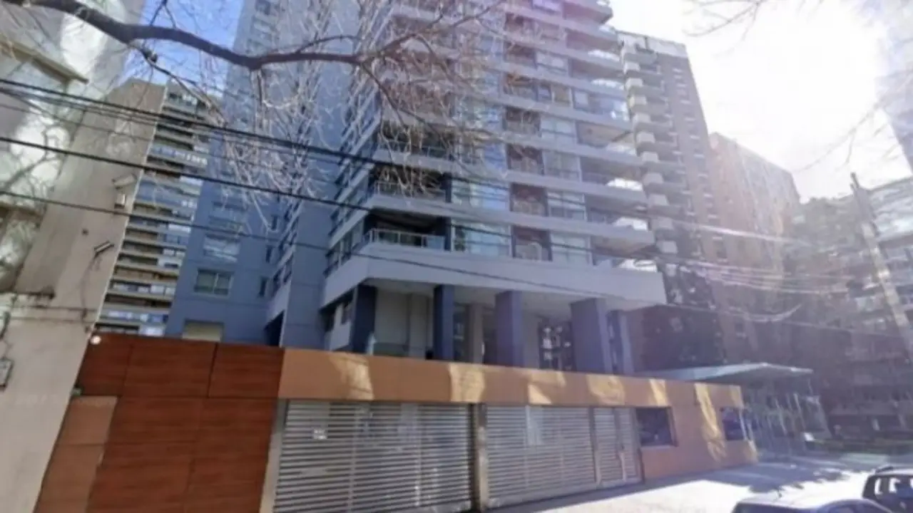 Tragedia en Palermo: un chico murió tras caerse de un piso 10
