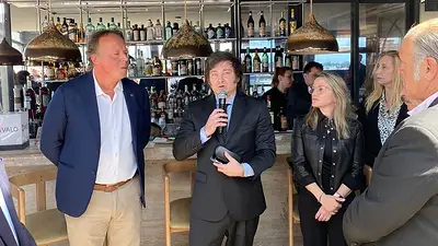 Javier Milei, La Libertad Avanza, Elecciones 2023, Juan Nápoli, Carolina Píparo Javier Milei, La Libertad Avanza, Elecciones 2023, Juan Nápoli, Carolina Píparo