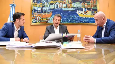 Sergio Massa, Unión por la Patria, Julián Álvarez, Nicolás Russo, Elecciones 2023, Lanús Sergio Massa, Unión por la Patria, Julián Álvarez, Nicolás Russo, Elecciones 2023, Lanús