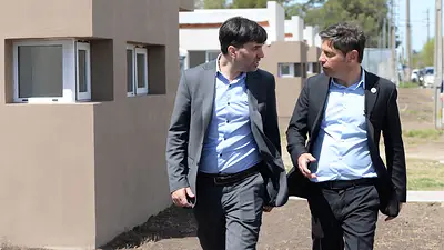 Axel Kicillof recorrió los avances de obras de infraestructura en Castelli Axel Kicillof recorrió los avances de obras de infraestructura en Castelli