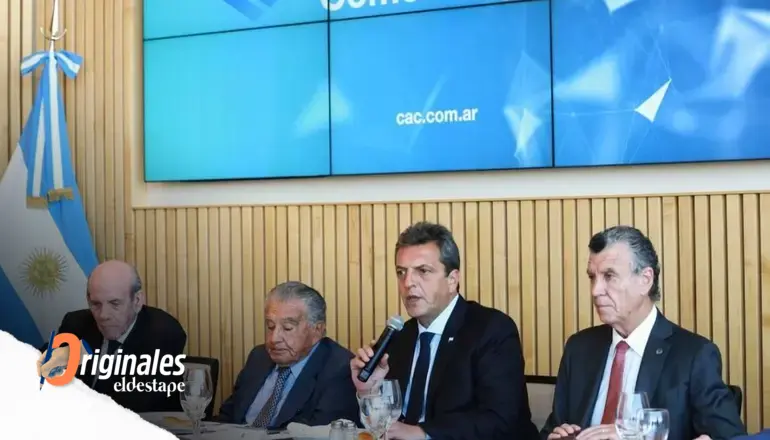 El oficialismo se abroqueló en la resistencia a la corrida bancaria alentada por Milei