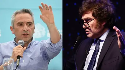 Larroque le apuntó a Milei por la suba del dólar blue: “El excremento son los que quieren pulverizar la moneda nacional” Larroque le apuntó a Milei por la suba del dólar blue: “El excremento son los que quieren pulverizar la moneda nacional”