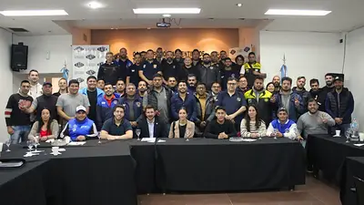 Elecciones 2023: el sindicalismo cierra filas contra Javier Milei y en apoyo a Sergio Massa Elecciones 2023: el sindicalismo cierra filas contra Javier Milei y en apoyo a Sergio Massa