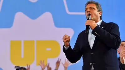 Con críticas al rol de Perotti, el PJ de Santa Fe se mueve por el voto a Massa en el balotaje Con críticas al rol de Perotti, el PJ de Santa Fe se mueve por el voto a Massa en el balotaje