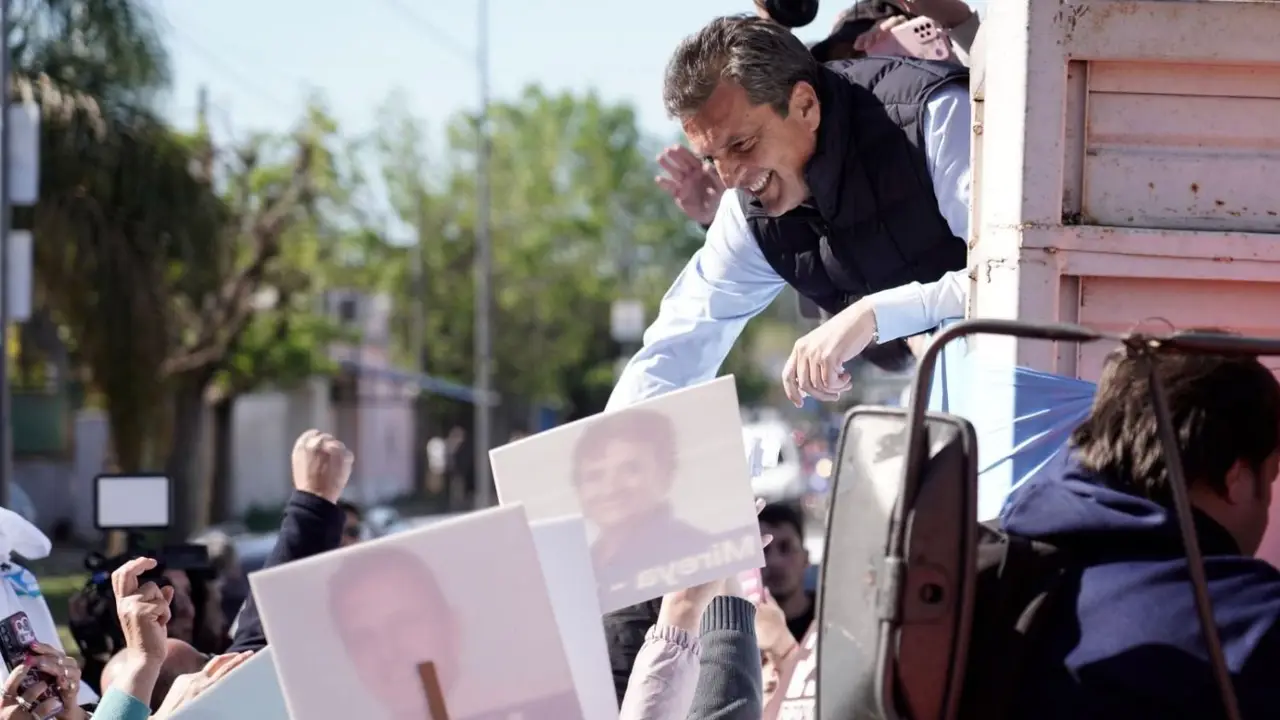 Massa llega a una Córdoba en tensión por los posicionamientos para el balotaje