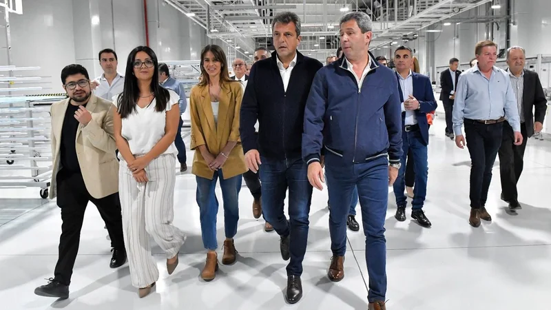 Sergio Massa llamó a "construir un gobierno de unidad nacional"